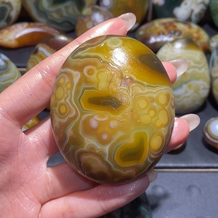 【闪购商品】未镶嵌玛瑙/玉髓珠宝奇石e e