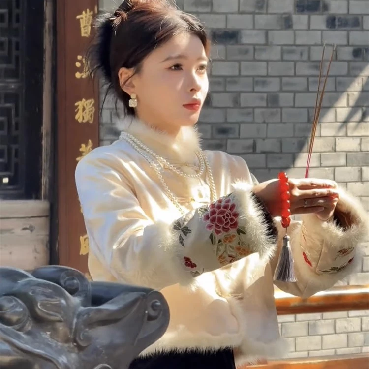修身型刺绣立领常规款女长袖棉服盘扣网红女装加绒2025新款套装