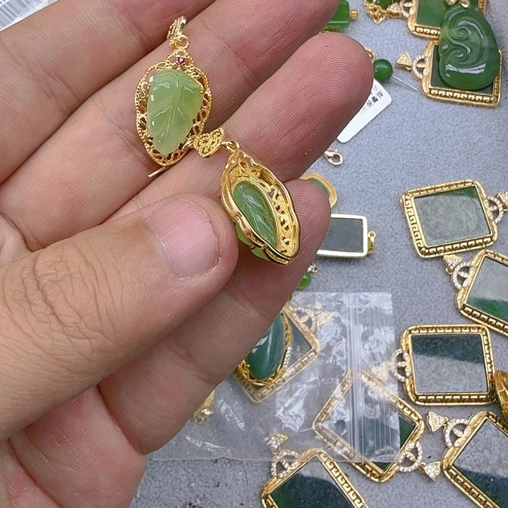 和田玉（碧玉）耳饰银S925镀金镶嵌