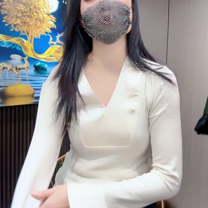 珊***姐大鹅了我还能看什么打底m