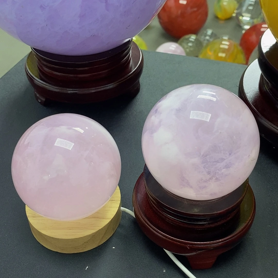 石材8.2厘米粉水摆件