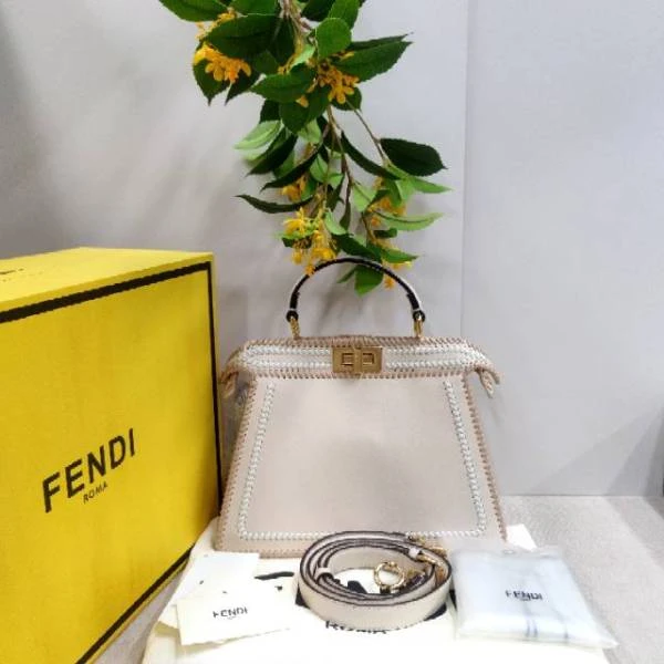未使用/芬迪/包包/251020LL0006
