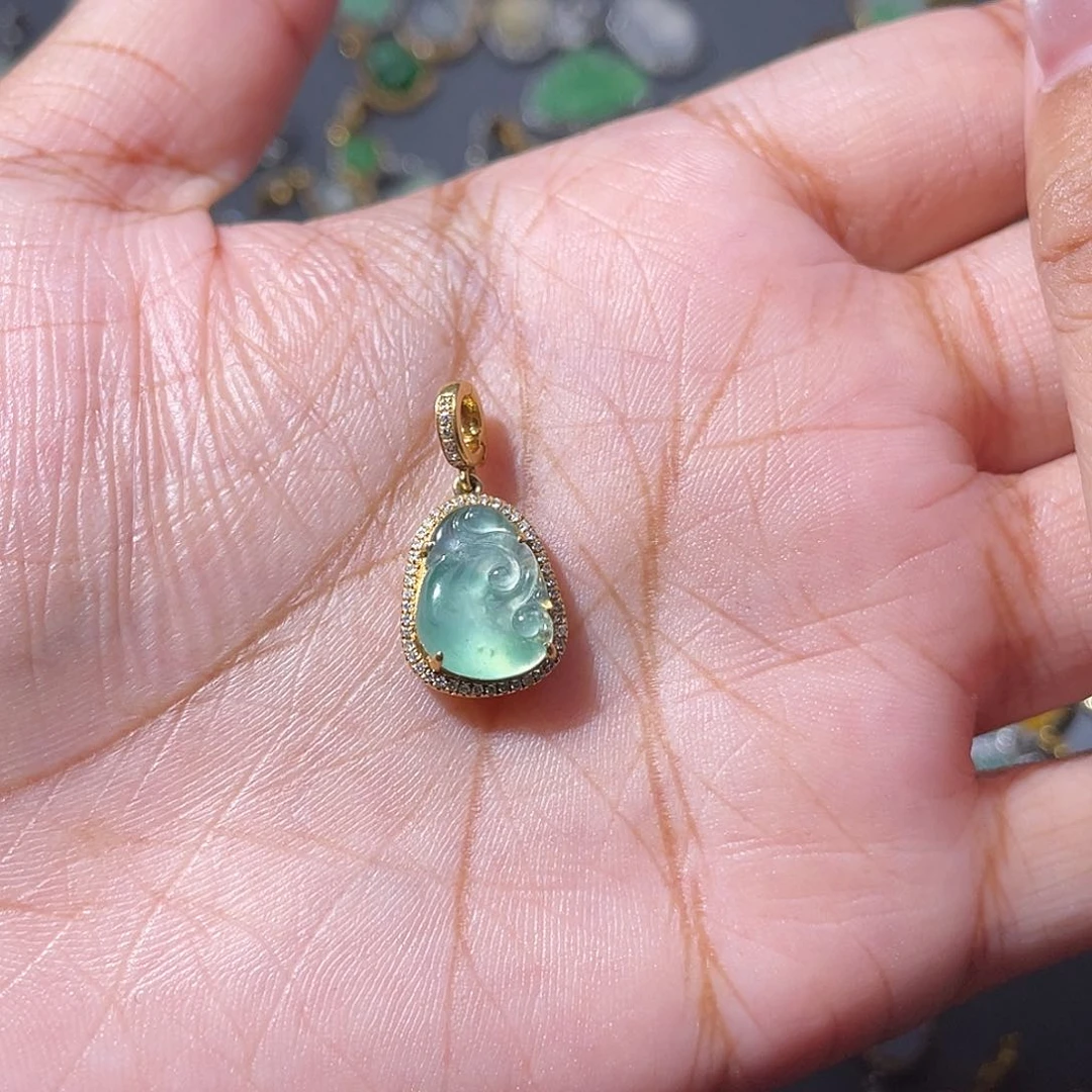 吊坠(不含链)18K金镶嵌翡翠温*