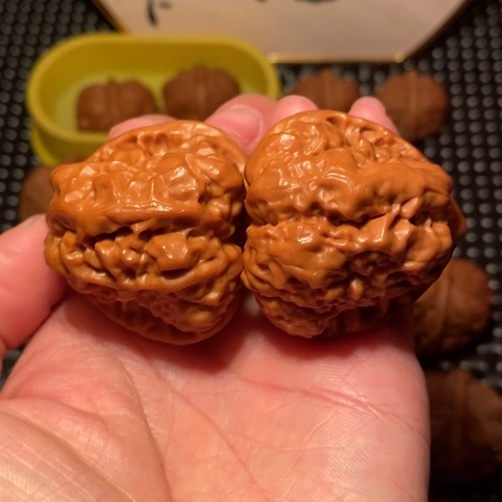 把件文玩核桃四开细腰八腿三角暴力箭毒蛙王