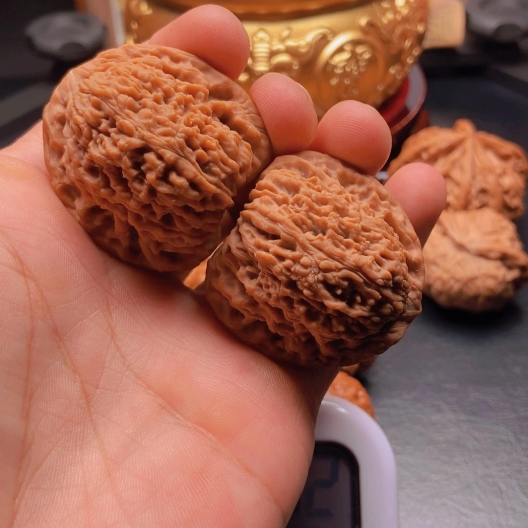 吊坠文玩核桃南疆石全品