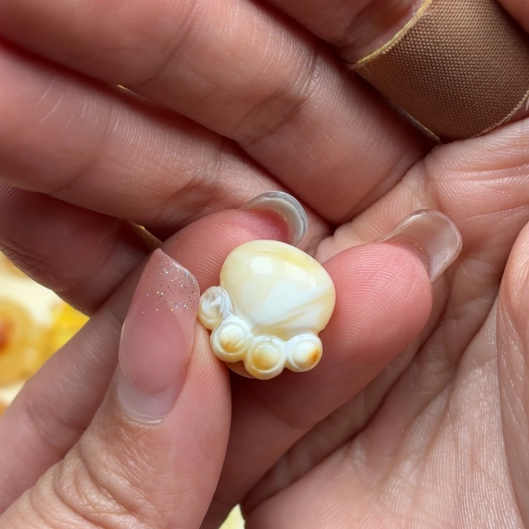 琥珀未镶嵌裸石蜜蜡