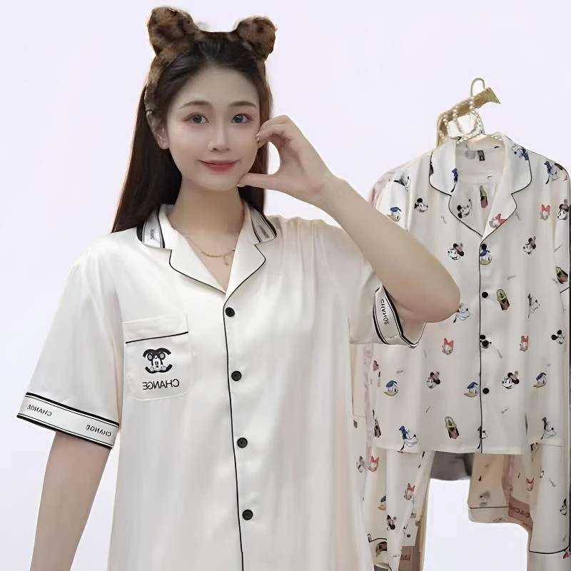 2025网红薄款冰丝睡衣女夏季短袖高级感轻奢时尚三件套休闲家居服