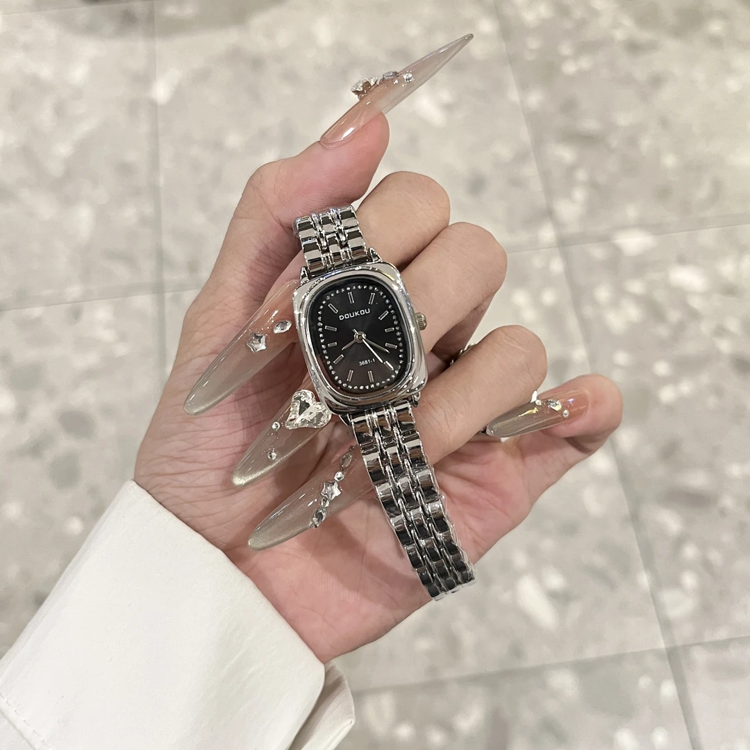 女士小众轻奢简约气质高级小方表蝴蝶卡扣钢带腕表DK3681黑色