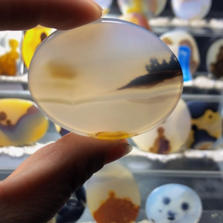 合金玛瑙/玉髓珠宝奇石47