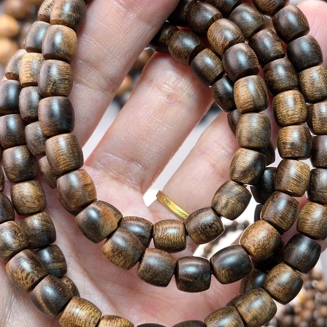 沉香手串欣*富森瘤疤0.8