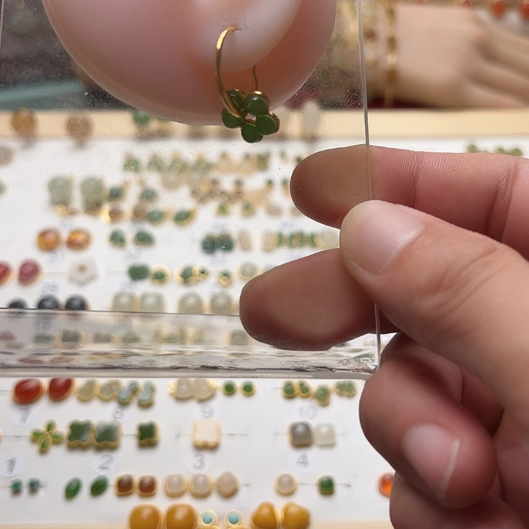 和田玉银S925镶嵌耳饰