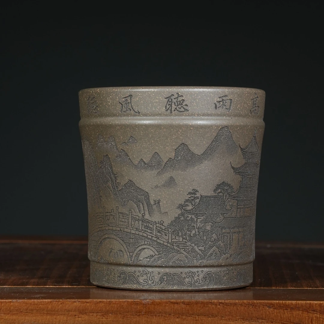 宜兴原矿蟹壳青刻绘山水紫砂手工主人杯容量140CC