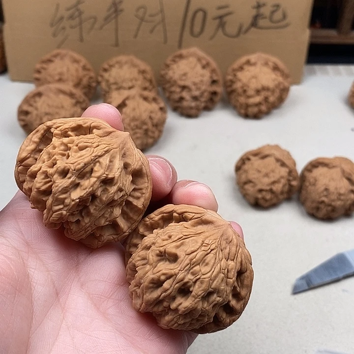 坚***底龙脊菩提吊坠66.66.66