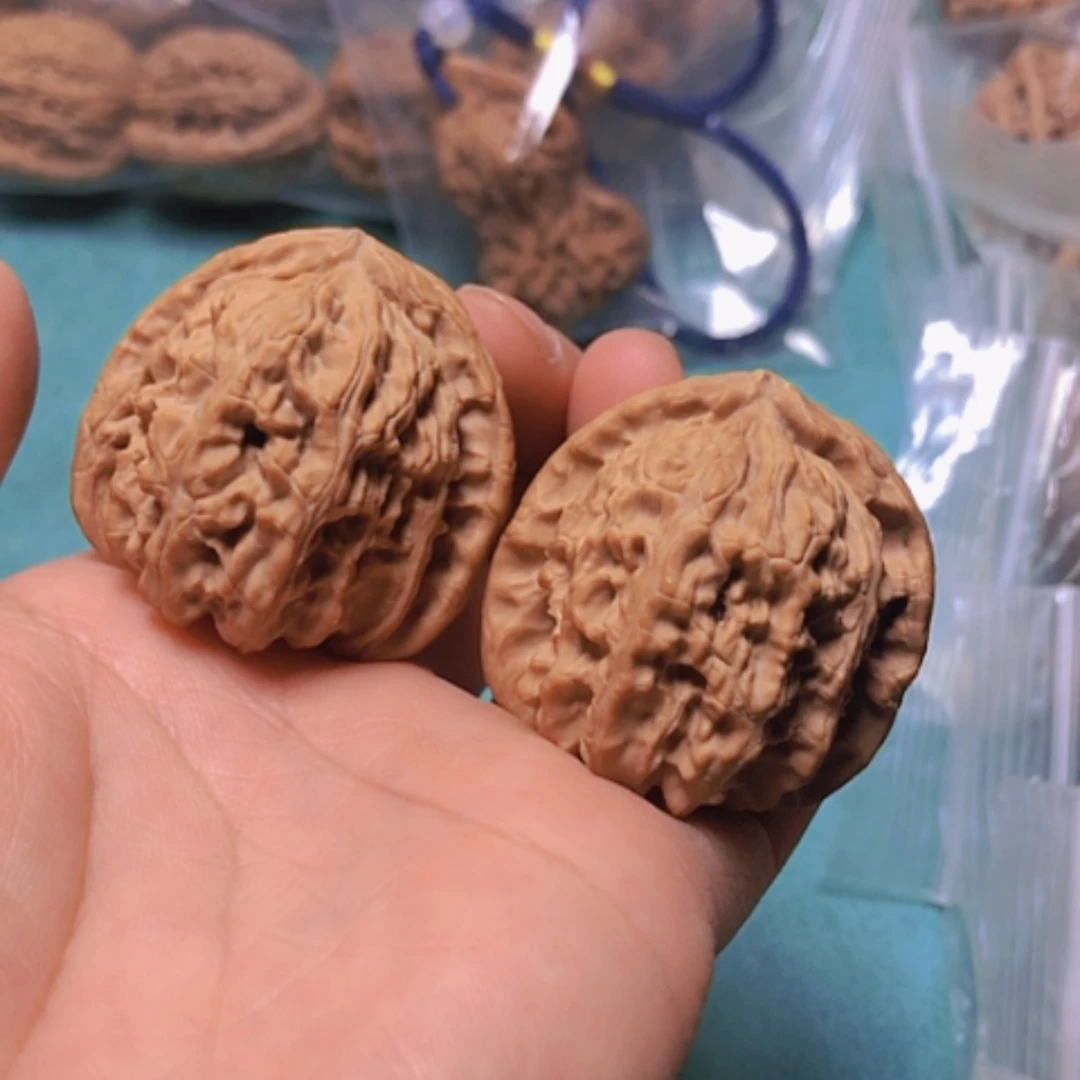 【闪购商品】核桃手串/手链36.5白狮子修尖