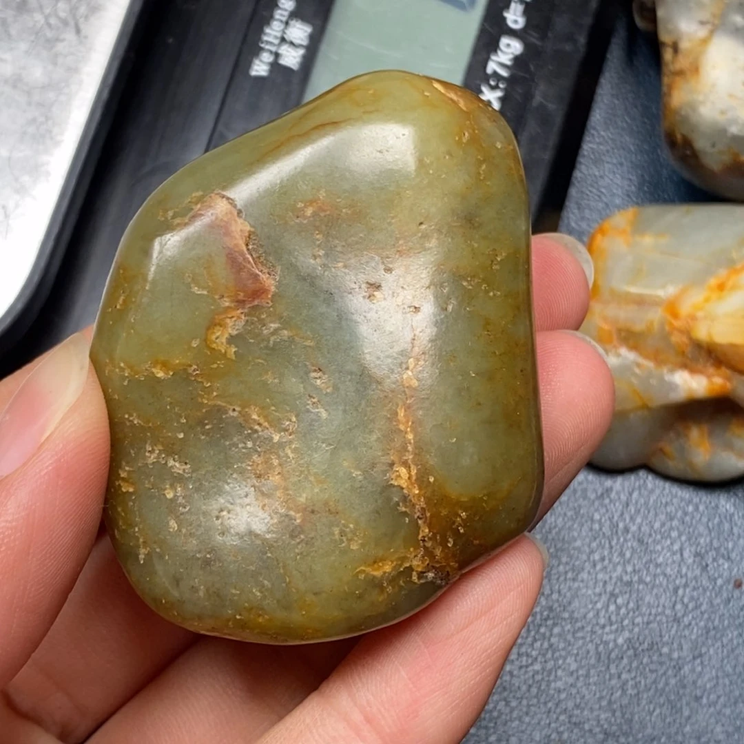 和田玉（糖玉）未镶嵌挂件