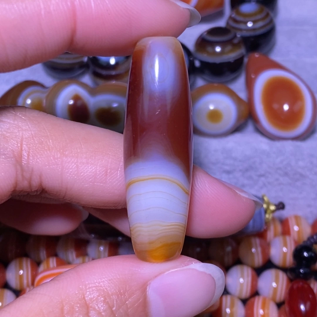 玛瑙/玉髓未镶嵌颈饰