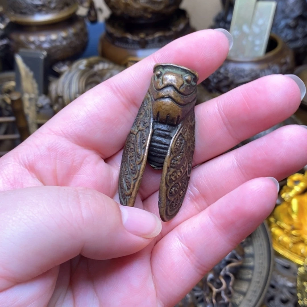 铜器摆件做工精良