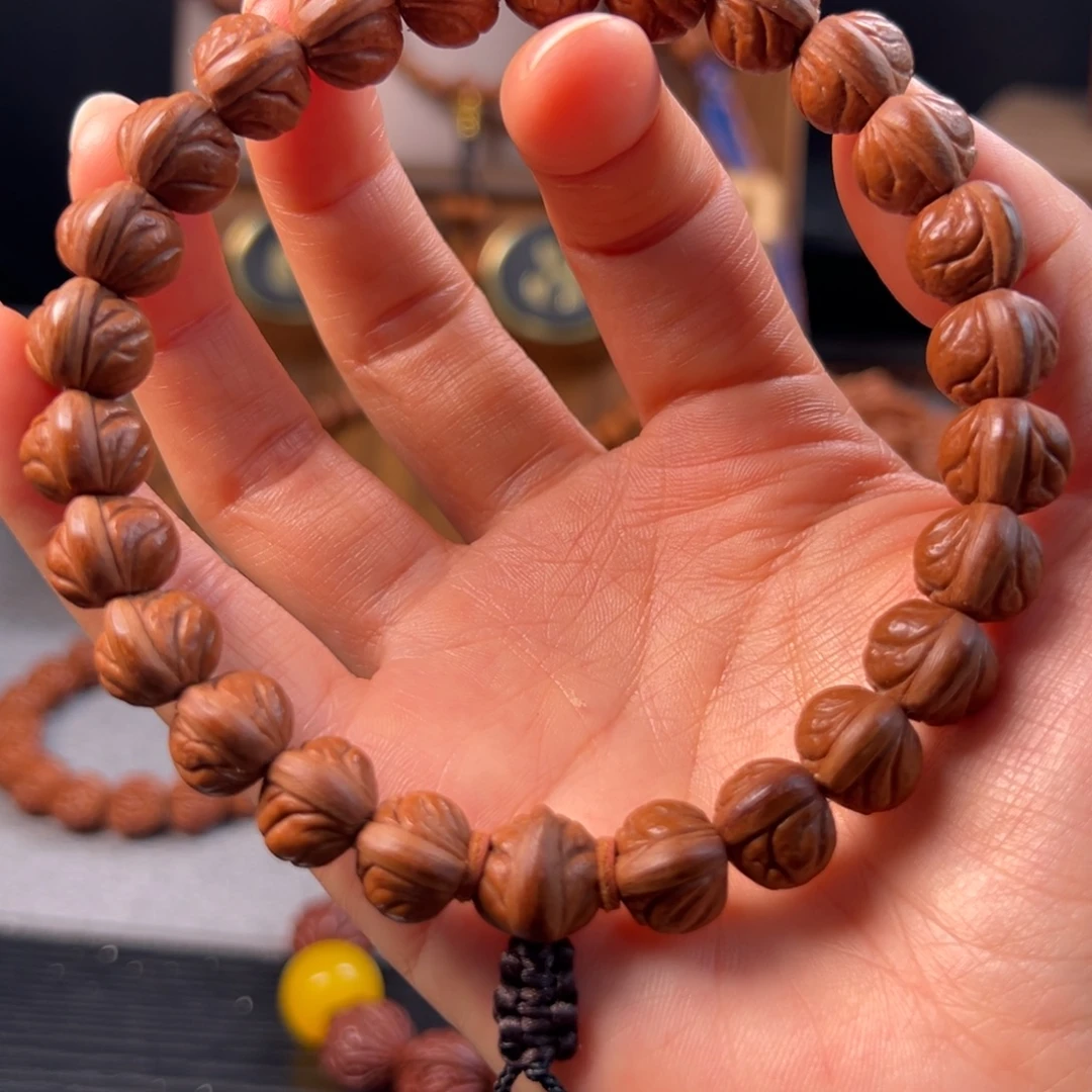 吊坠桃核12野生玉麒麟