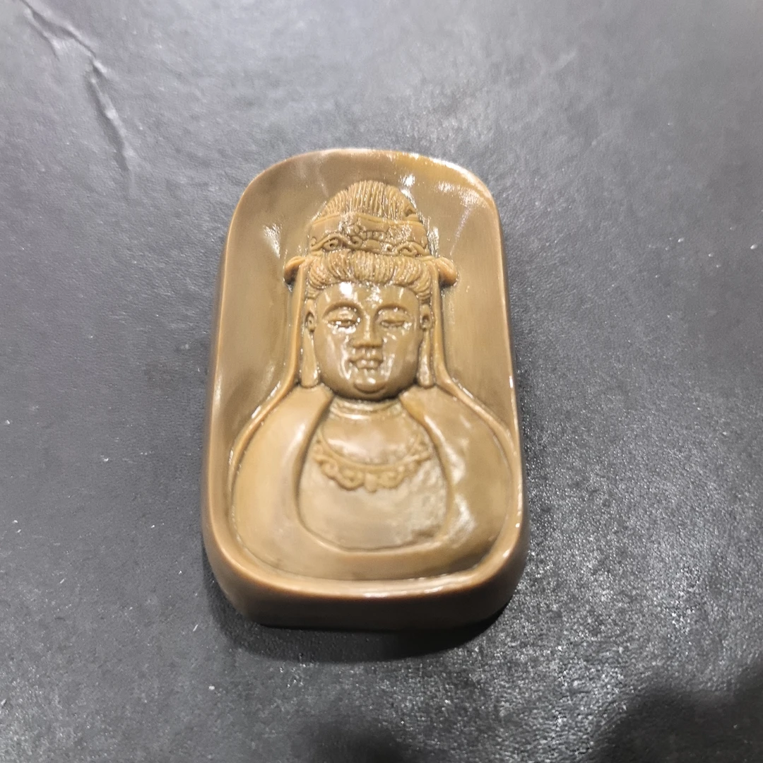 猛犸约74.7克雕刻件BC3254