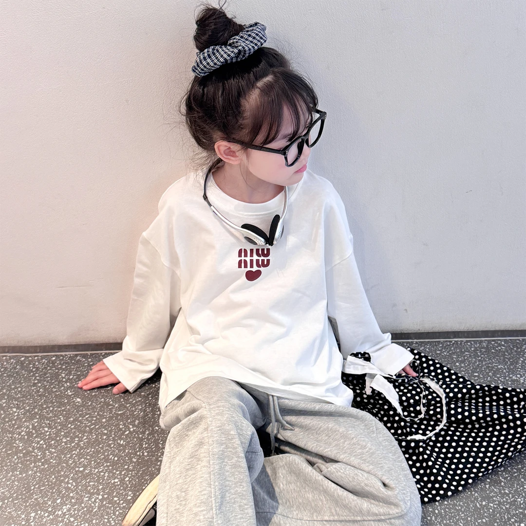 儿童衣服2025新款小女孩冬装洋气宽松长袖上衣女童冬季网红打底衫