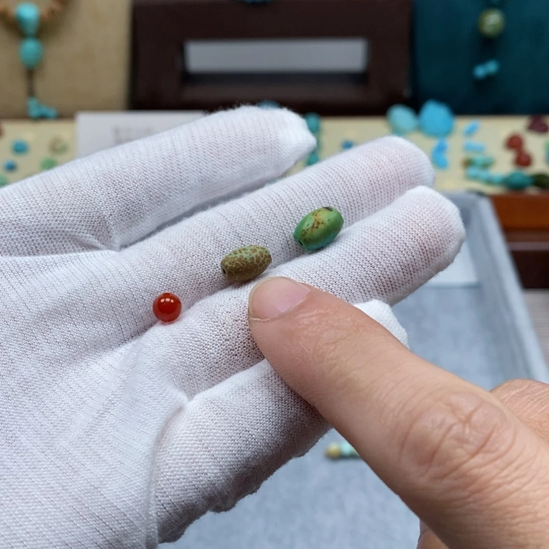 未镶嵌配饰南红玛瑙