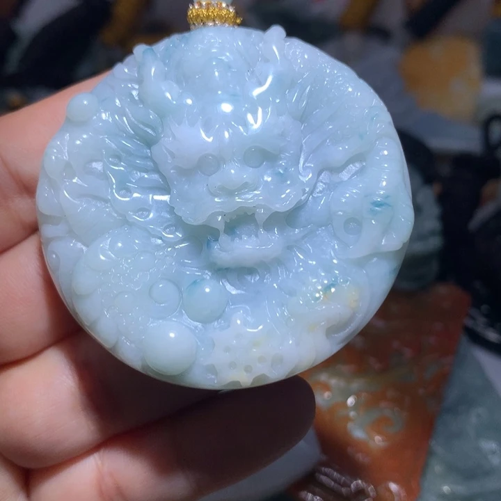 翡翠未镶嵌颈饰保真天然A货翡翠