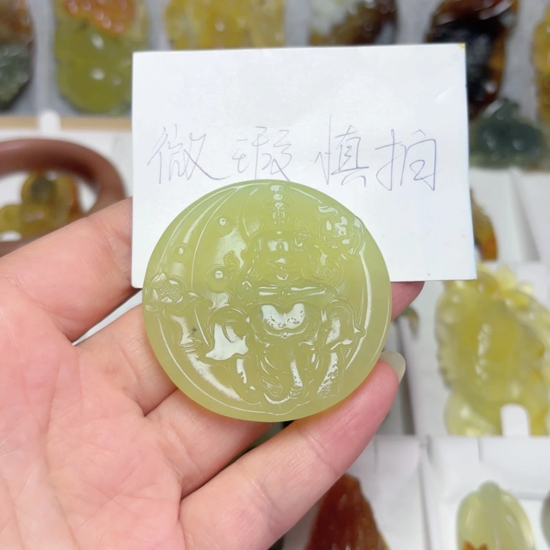 未镶嵌蛇纹石玉吊坠(不含链)