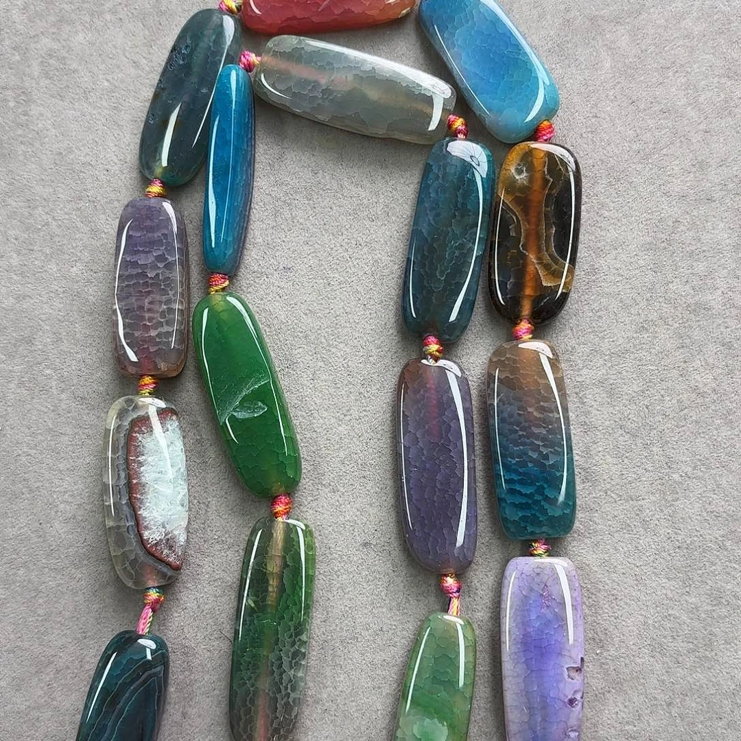 玛瑙/玉髓未镶嵌珠宝半成品15×42多宝长牌一条
