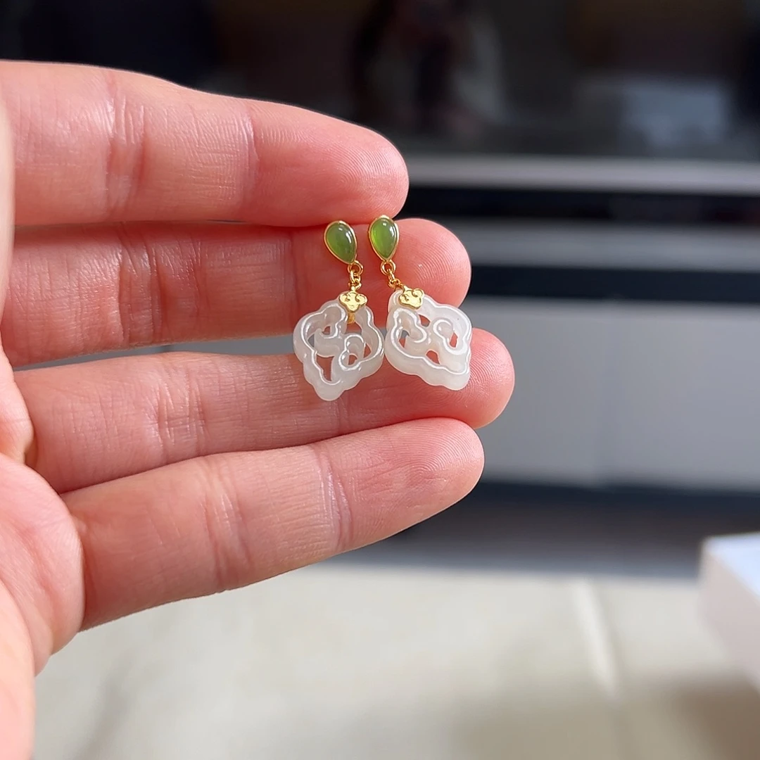 和田玉耳饰银S925镶嵌固**鱼