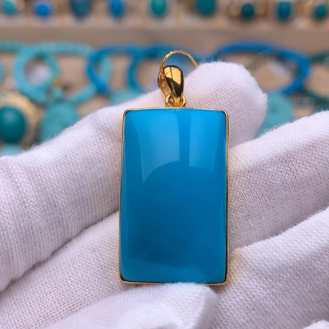 绿松石18K金镶嵌珠宝奇石