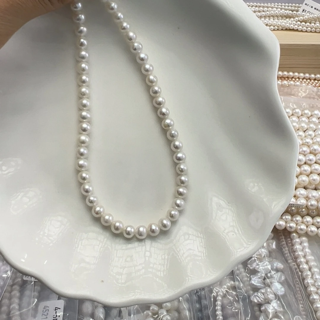 颈饰未镶嵌淡水珍珠