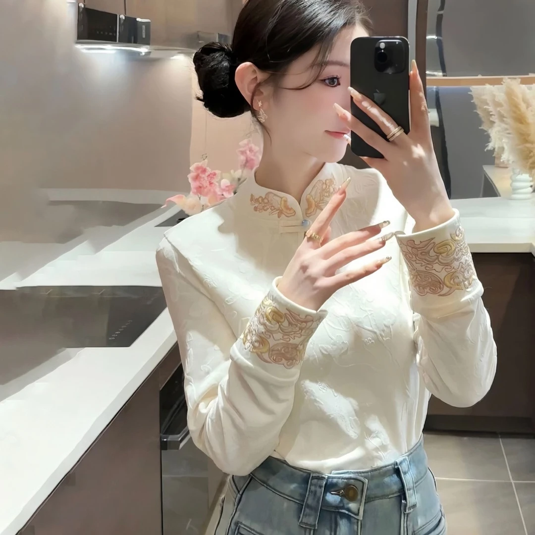 2025新中式刺绣提花长袖T恤衫保暖气质设计感小衫修身上衣女