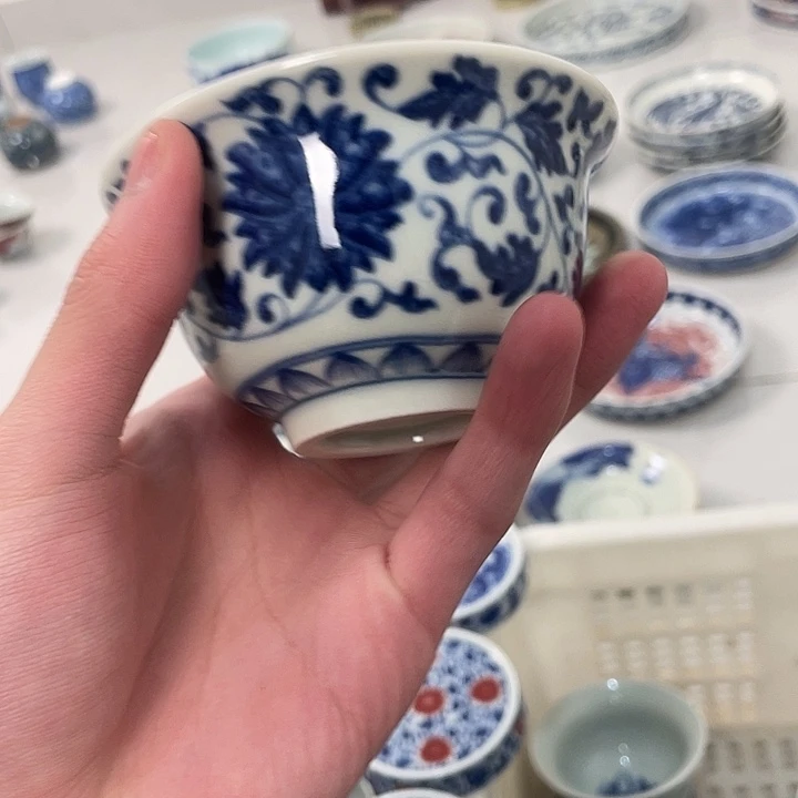 摆件陶景德镇缠枝莲压手杯jjjj