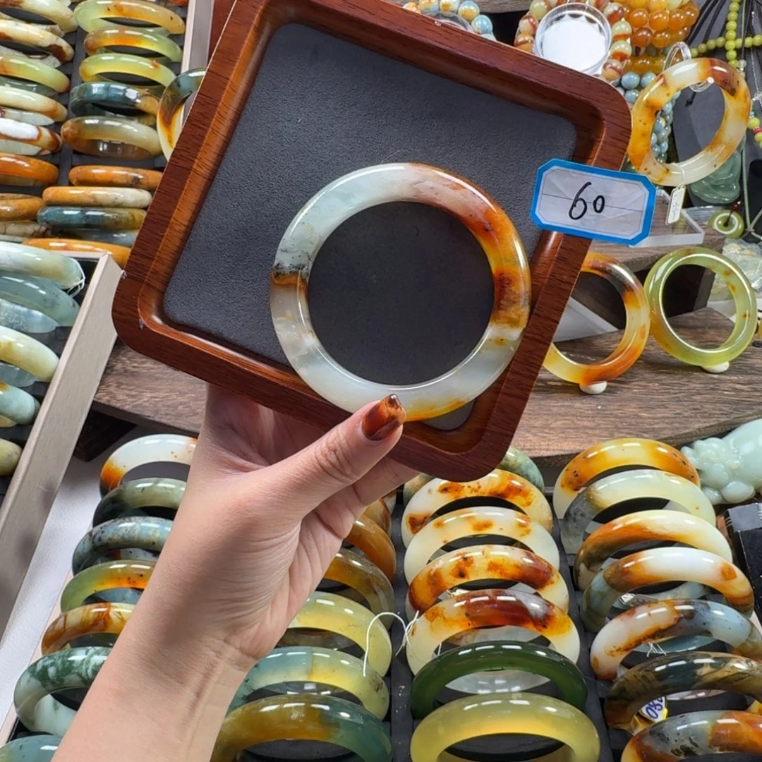 蛇纹石玉合金手镯微瑕