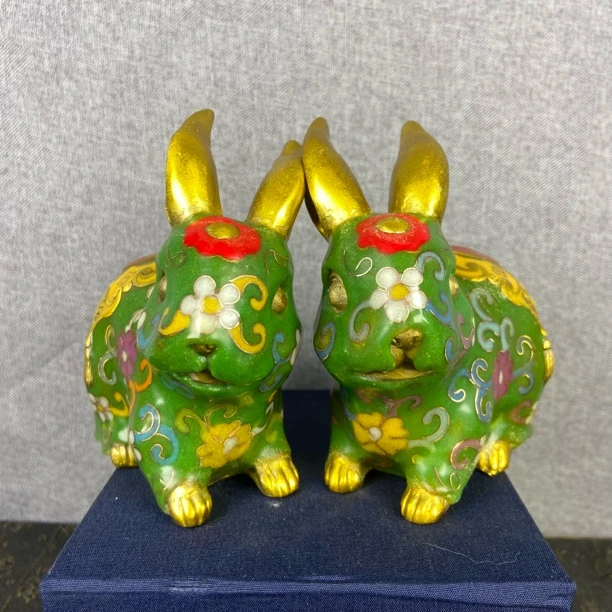 铜胎景泰蓝兔子一对