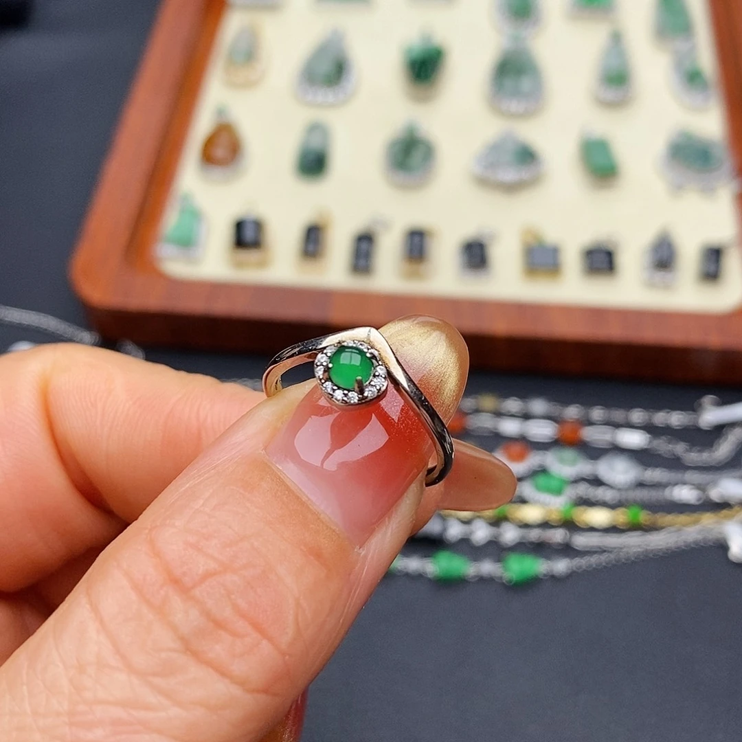 银S925镶嵌戒指翡翠