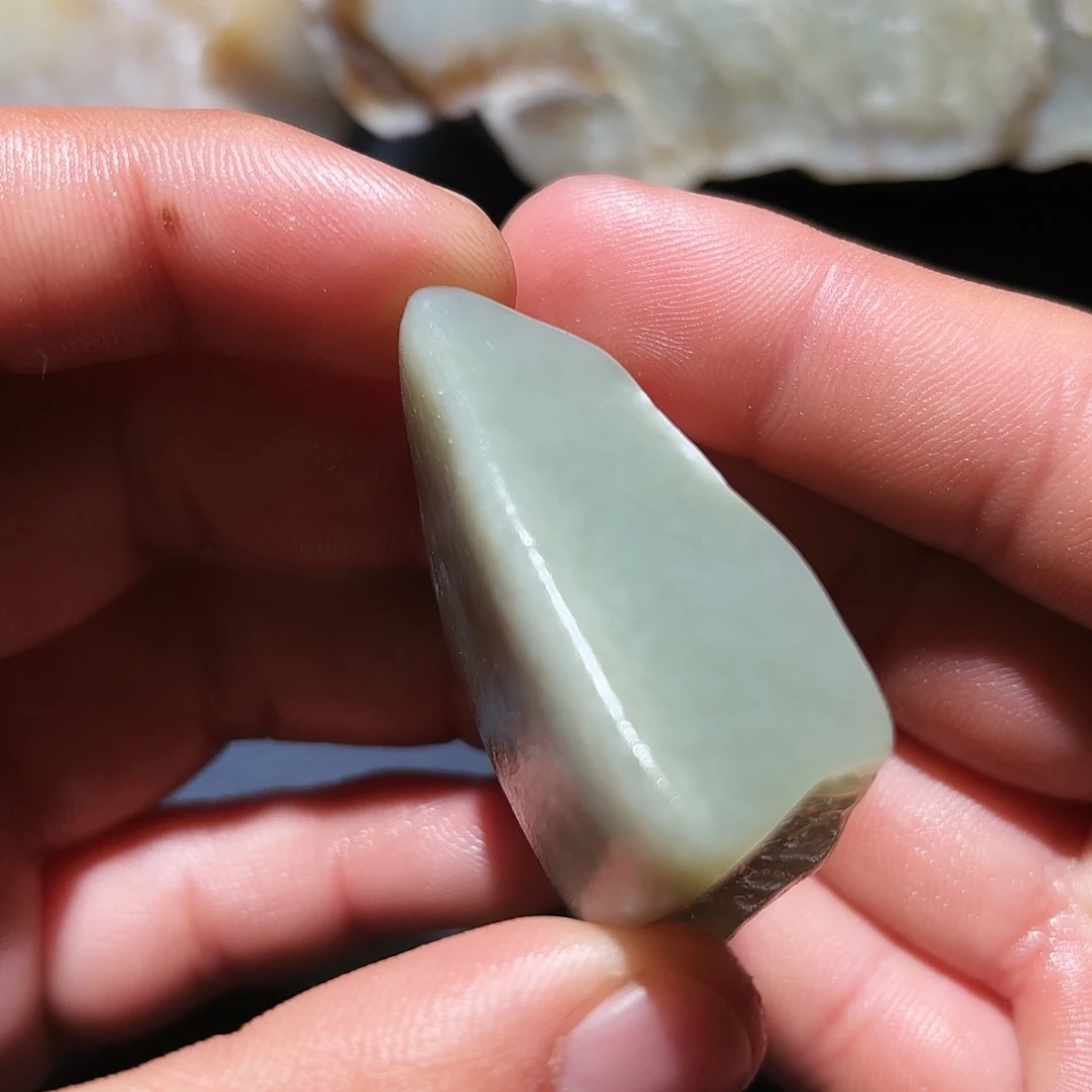 和田玉未镶嵌珠宝奇石