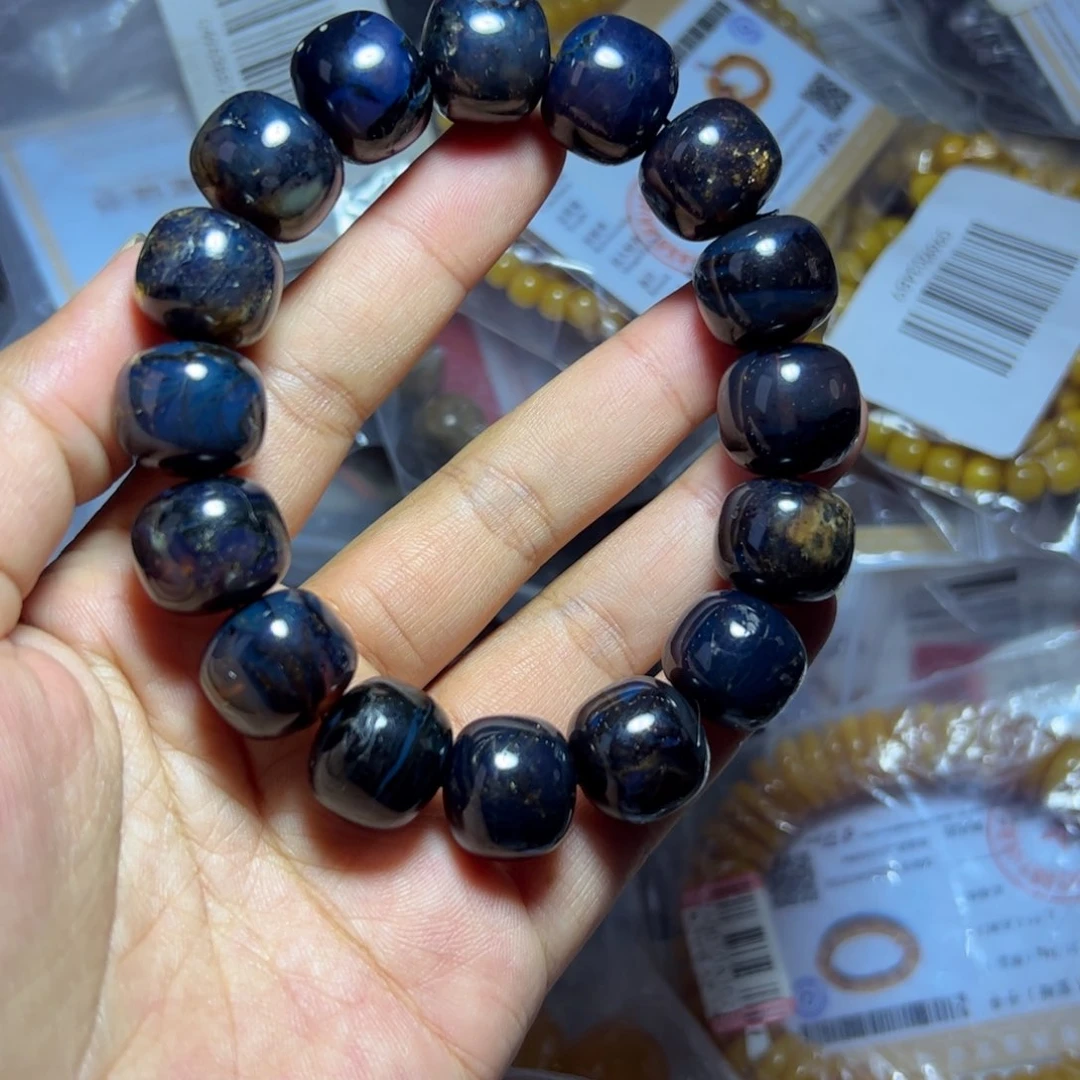 未镶嵌琥珀珠宝奇石708