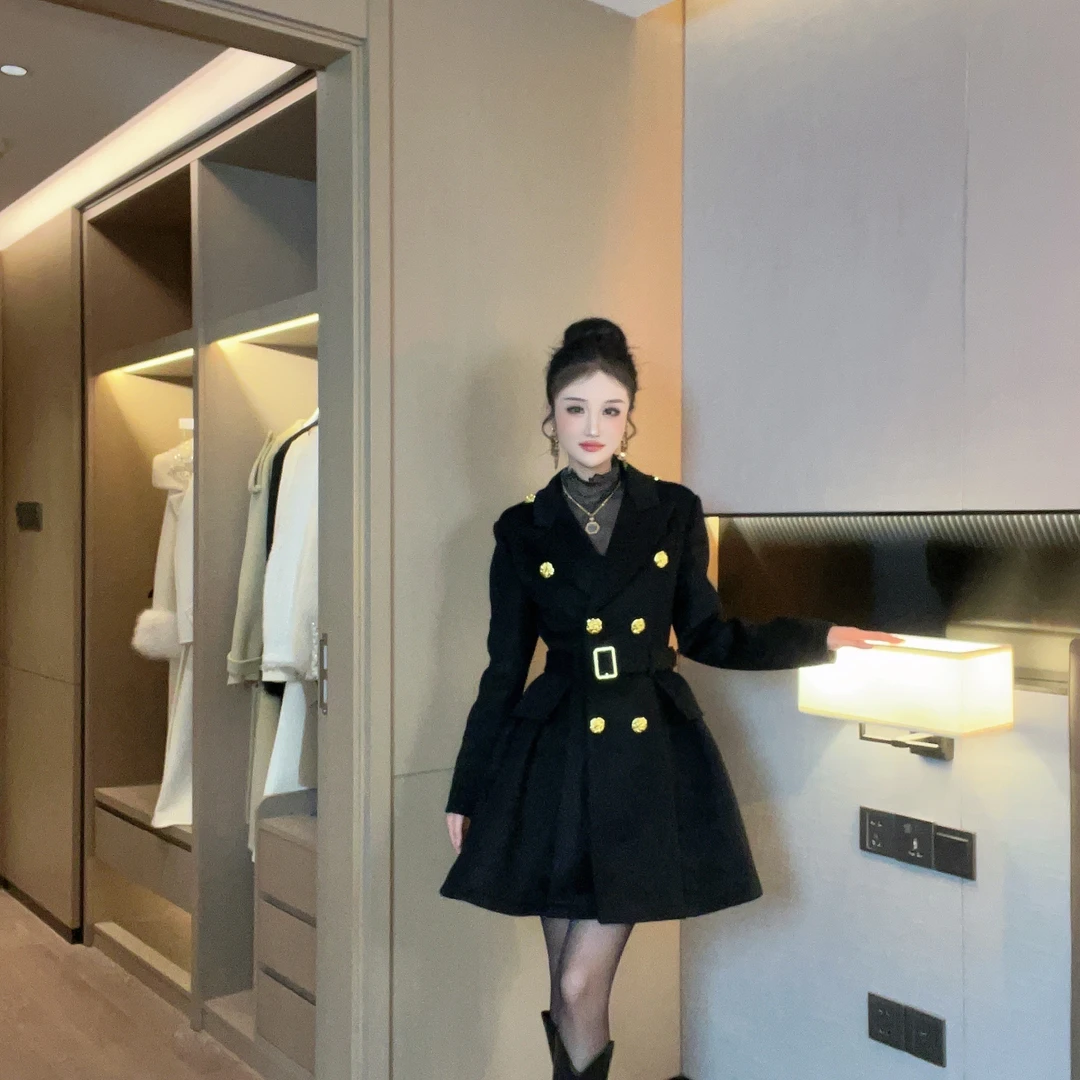 2024琪琪冬季新款黑色毛呢短外套DA1DOT014