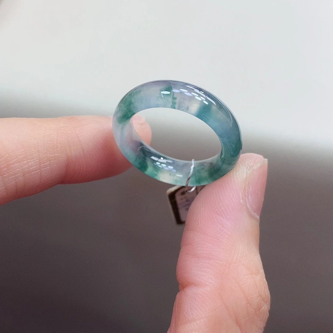 翡翠未镶嵌戒指15号