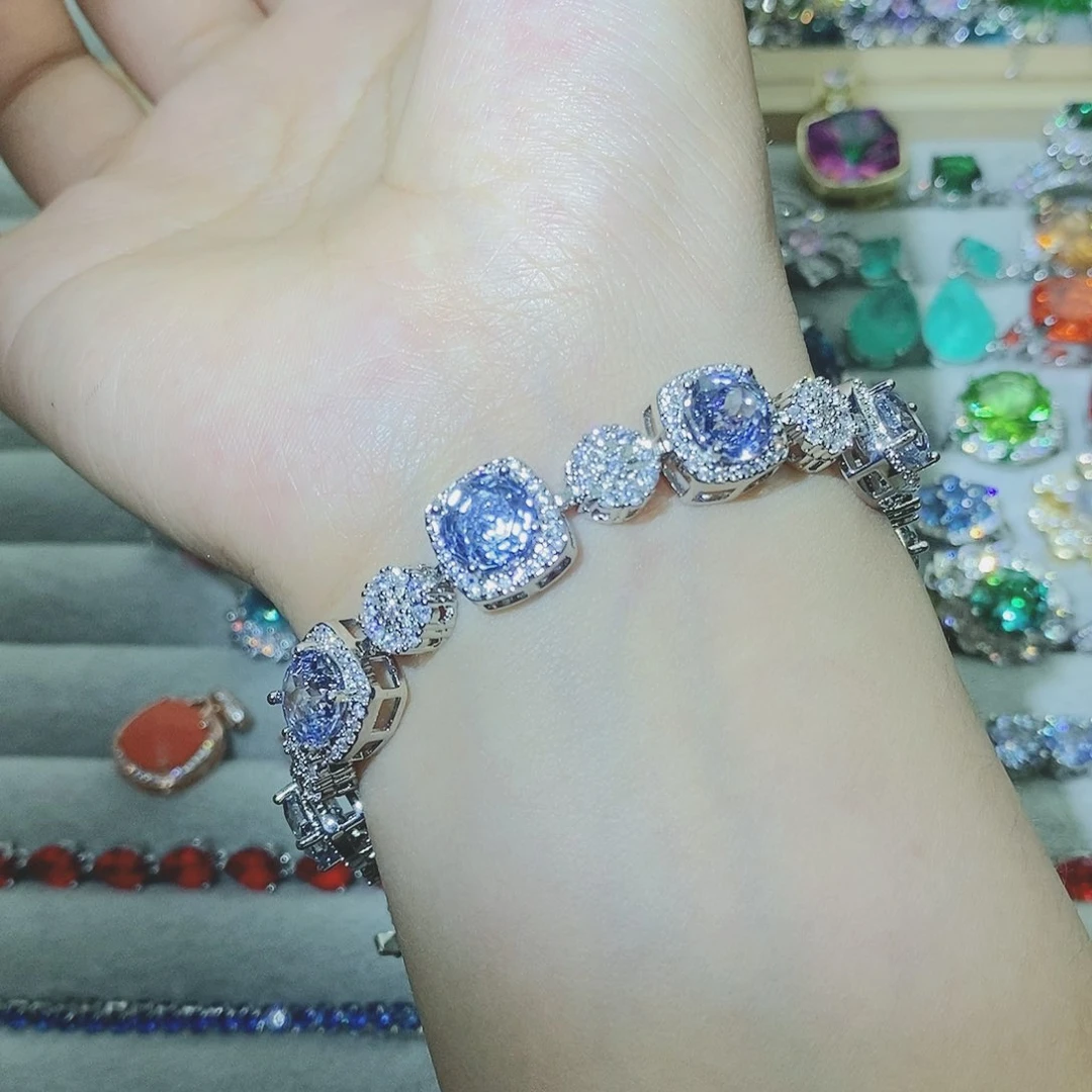 【闪购商品】银S925镶嵌耳饰托帕石