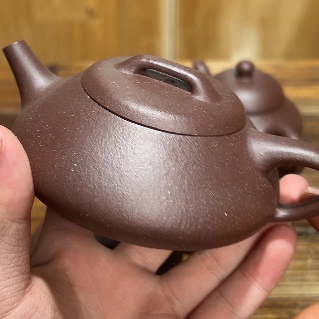 茶壶紫砂紫砂的味道很