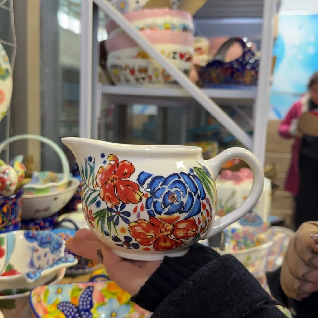 瓷繁花550毫升小奶壶一只