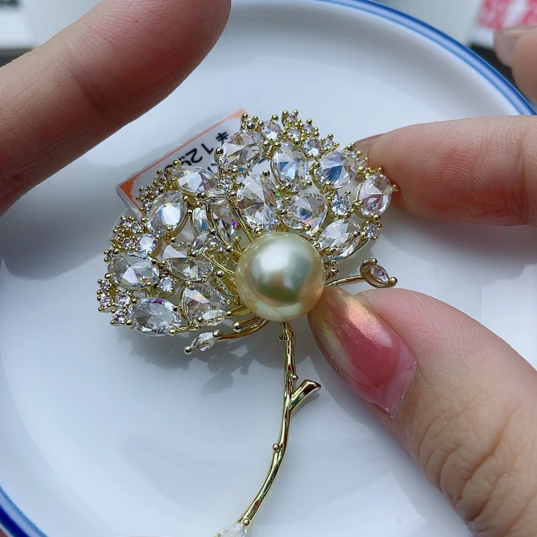 胸饰未镶嵌海水珍珠w97