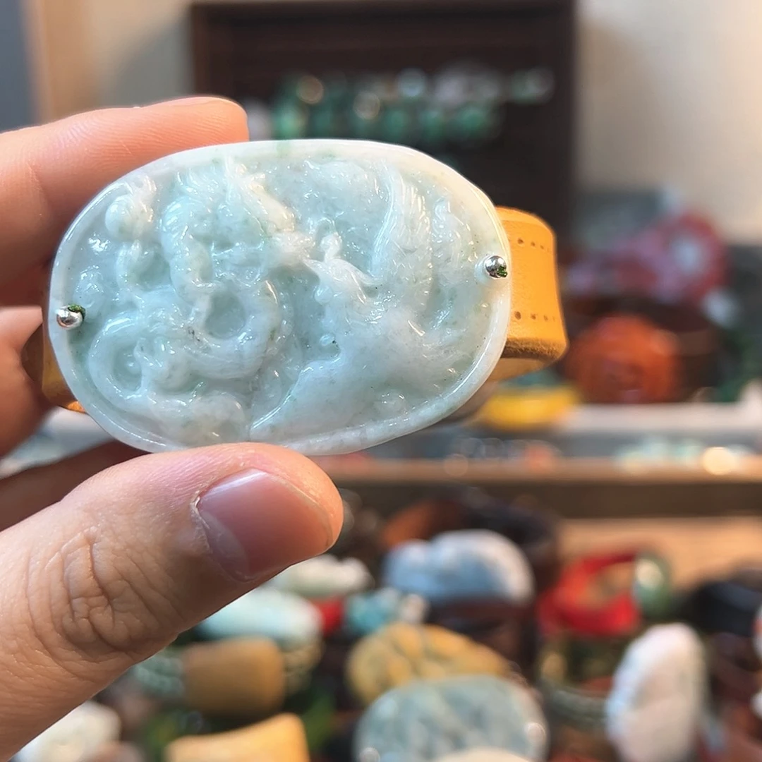 翡翠颈饰未镶嵌手串