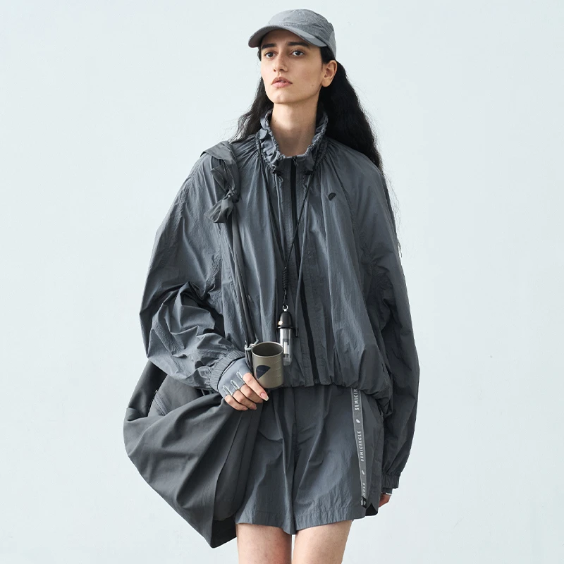 半圆女装[运动]2025春季新款轻运动防晒外套女短15621223