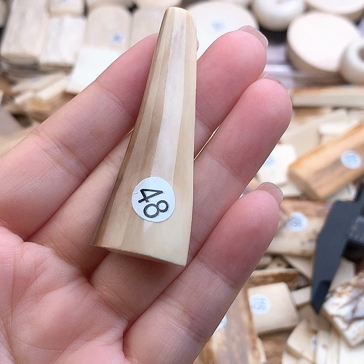 泥塑不打孔联系客服