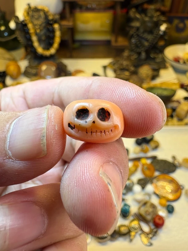 momo大林子，配珠。