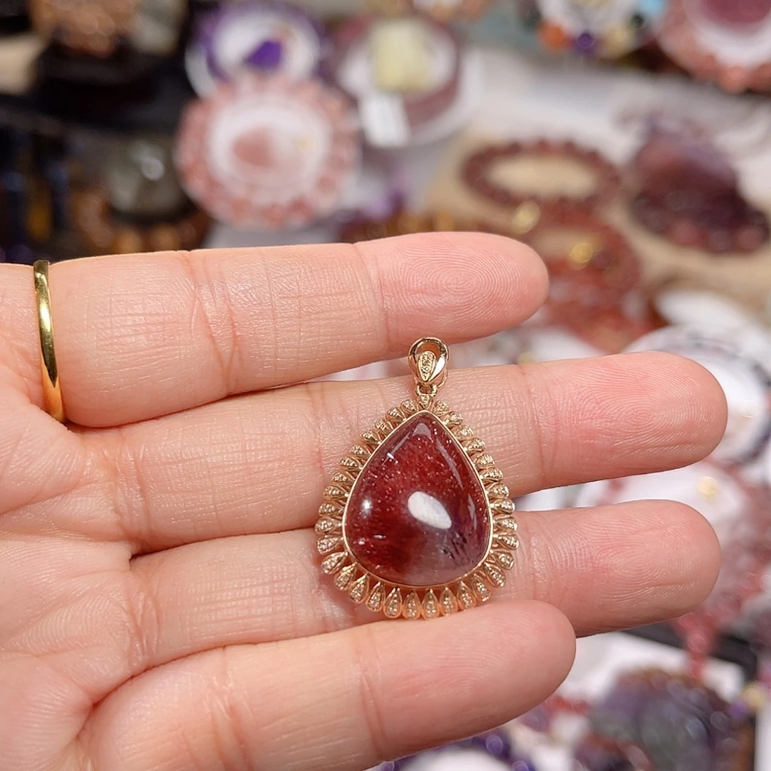 颈饰18K金镶嵌水晶订制