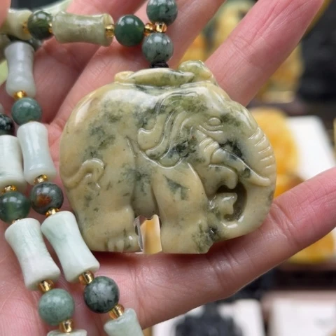 岫玉未镶嵌挂件挂件